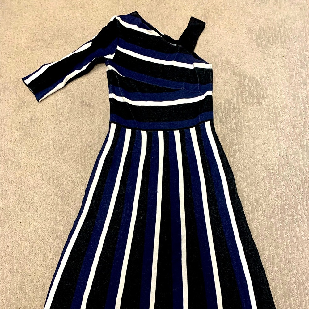 Rachel Roy knit dress striped sz m